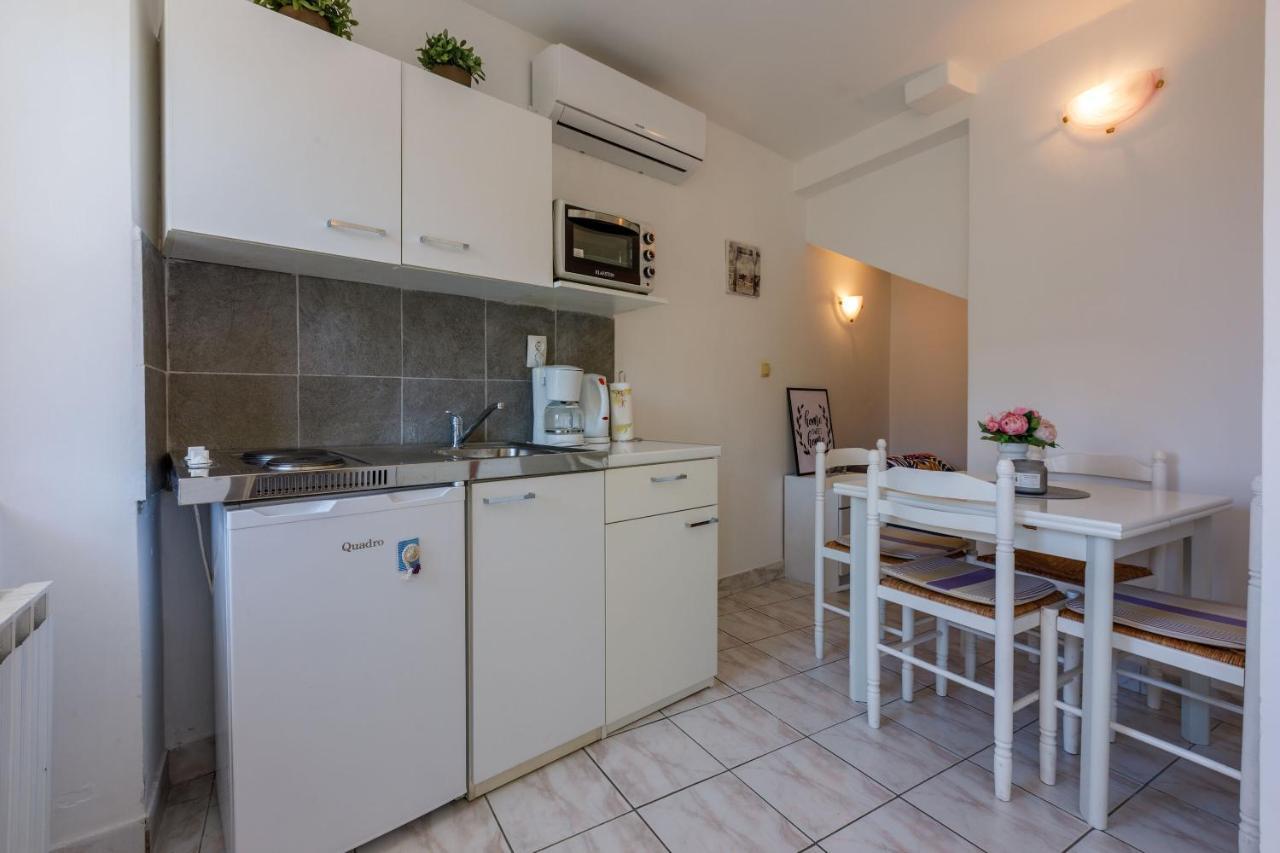 Apartments Kalla تْسْغيكفانِتْسا المظهر الخارجي الصورة